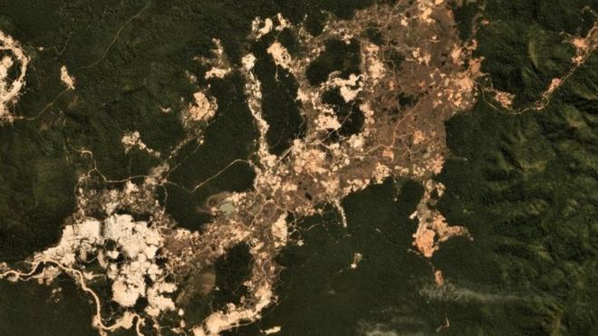 Satellite image showing the signs of illegal mining on Amazonian land belonging to the Kayapo tribe in July 2019