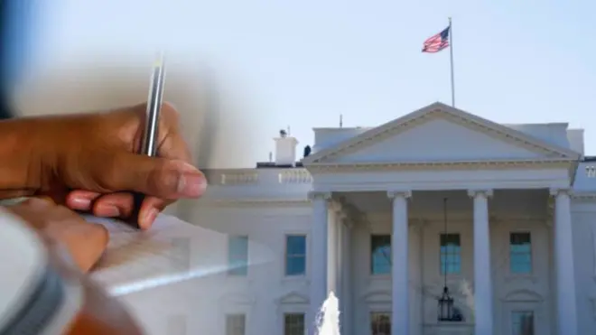 Harka xalayaa barreessufi gamoo Waayit Haawus