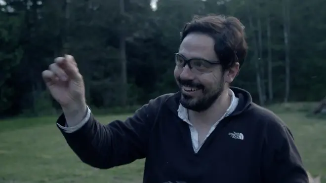 Martinez, "Yaşanacak sosyal patlaması sonra insanlar paraya değil, 5.56 mm'lik mermilere değer verecek" diyor.