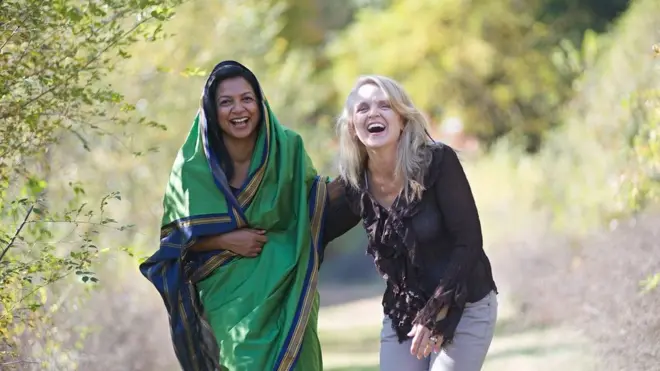 Nadyne Parr iyo saaxibteed Soraya Deen,