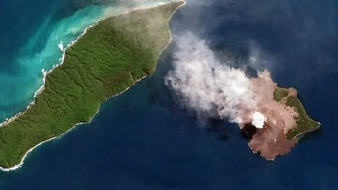 Citra satelit memperlihatkan Anak Krakatau saat meletus pada Agustus 2018 lalu.