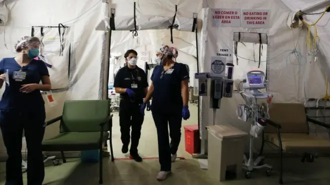 Калифорниядагы Эль-Сентро шаарындагы убактылуу оорукана