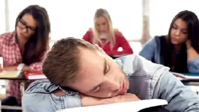 قيلولتان أسبوعيا لإنقاذك من السكتة الدماغية وأمراض القلب