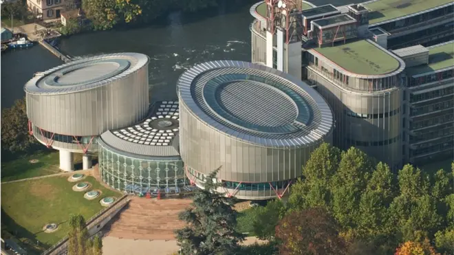 Fransa'nın Strazburg kentindeki AİHM binası