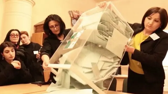 В первом туре выборов в Абхазии удалось избрать 12 из 35 депутатов