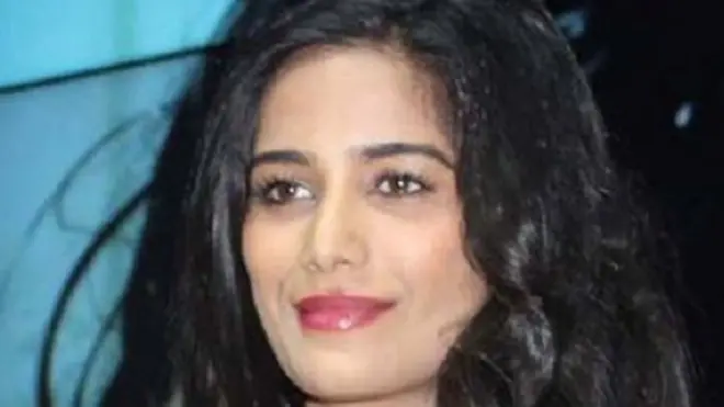 पूनम पांडेय