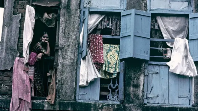 1900: Bombay, India - Casa de Prostitutas