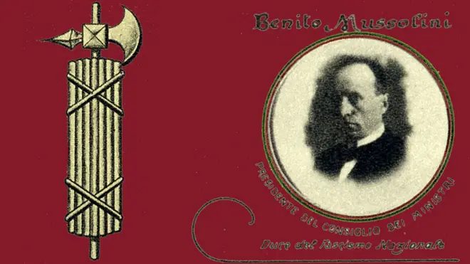 El fascio, a la izquierda, Benito Mussolini, a la derecha.