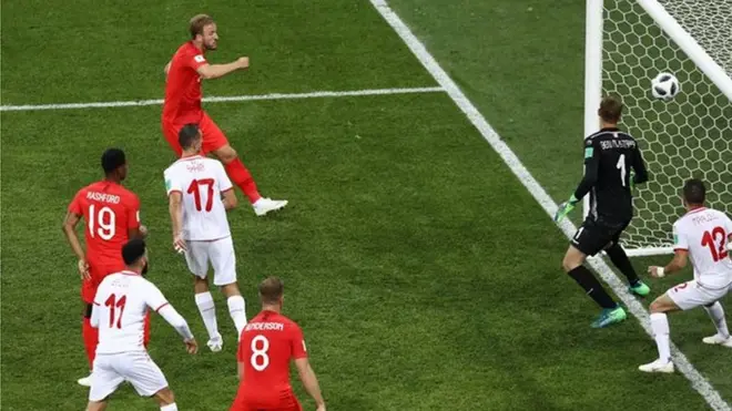Pha ra chân đá nối quý hơn vàng của Kane ở phút 90' +1' mang về 3 điểm quý giá cho đoàn quân của Gareth Southgate