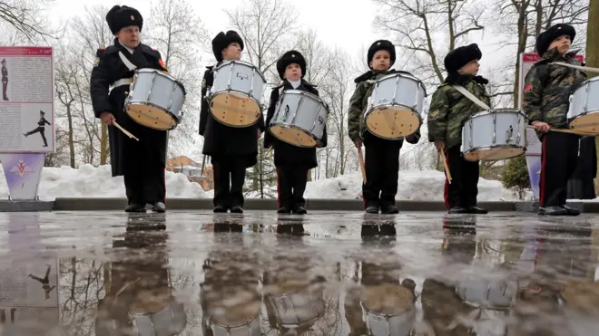 В России в последние годы появилось множество различных организаций, занимающихся патриотическим воспитанием