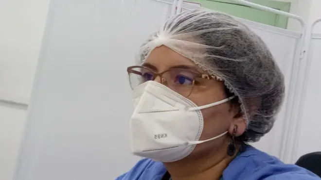 'Não adoecemos porque fomos ao shopping, à praia, a uma festa… Adoecemos porque estávamos cuidando dos doentes', diz a médica Priscila Daflon, que trabalhabônus estrela bet 2024Itajaí (SC)