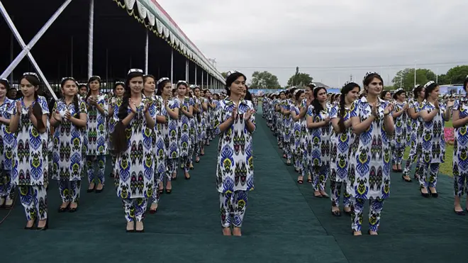 Этническим таджикам рекомендовано придерживаться традиций при выборе имен