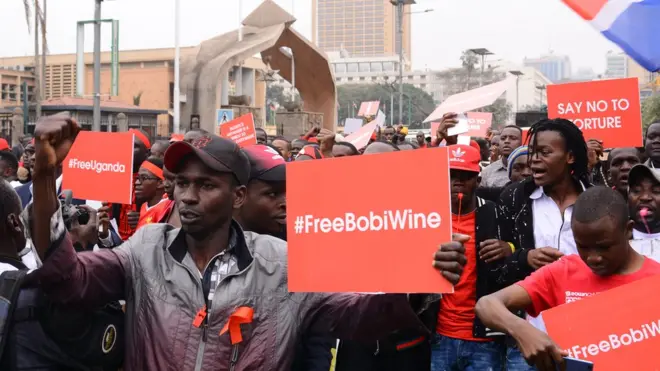 Les partisans de Bobi Wine ont appelé à sa kibération