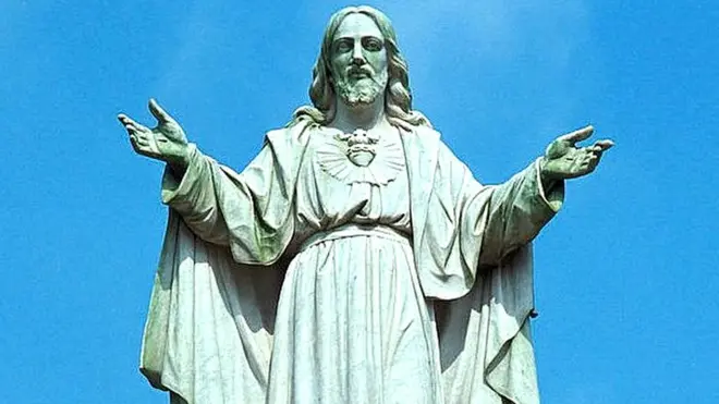 ईसा मसीह की मूर्ति