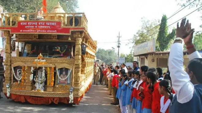 ''ராம ராஜ்ஜிய ரத யாத்திரை மூலம் தமிழகத்தில் கலவரத்தை தூண்ட நினைக்கிறார்கள்''