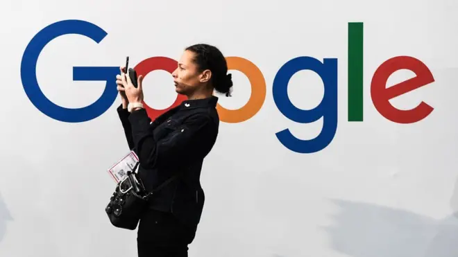 لوگوی گوگل در پاریس