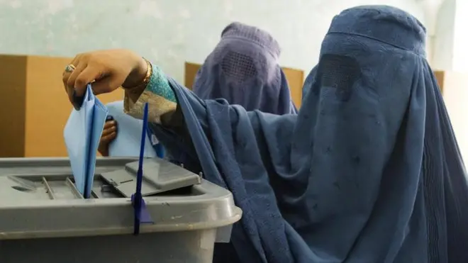 ولسمشرۍ ماڼۍ یوه پلاوي ته دنده سپارلې چې پر څو ټاکنیزو حوزو د غزني د ویشلو طرحه جوړه کړي.