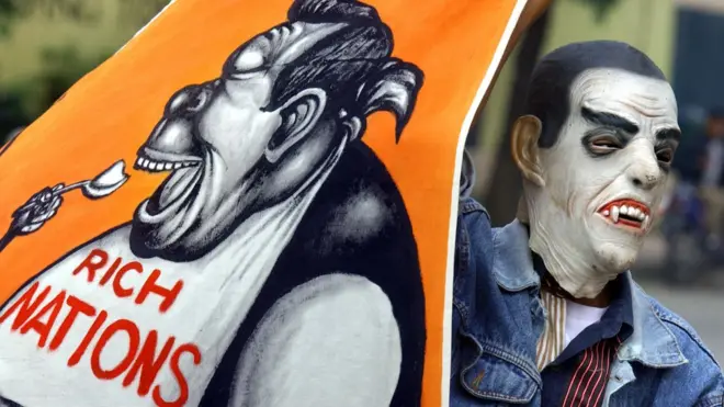 Почему одни страны богаче других? Вечный вопрос экономической науки