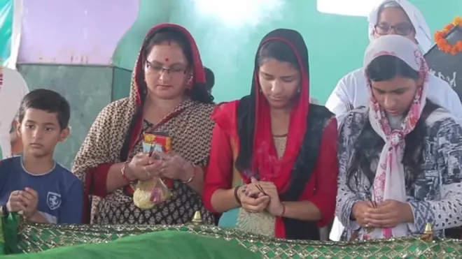 ایک صدیوں پرانی، ملی جلی تہذیب کے تانے بانے آج بھی صاف نظر آتے ہیں۔