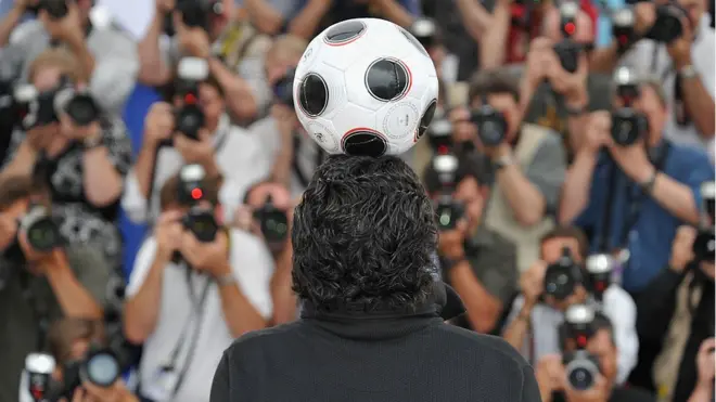 خلال مؤتمر صحافي في مهرجان "كان"