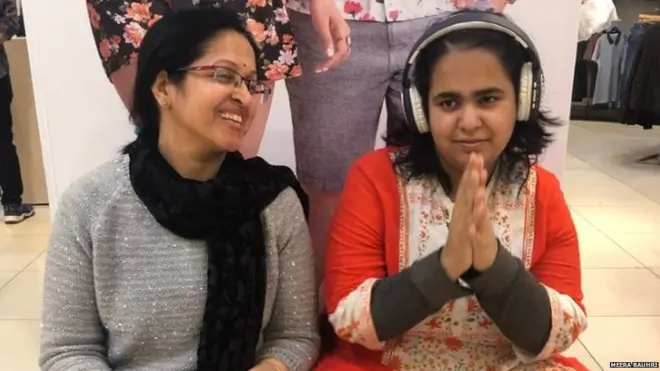 उर्वशी को नए कपड़े पहनने का बहुत शौक है.