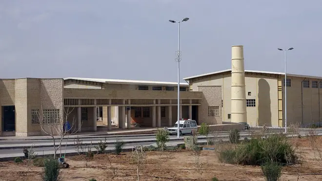 مجتمع غنی‌سازی که در نطنز قرار دارد، نام این شهر را به برنامه هسته‌ای ایران گره زده است