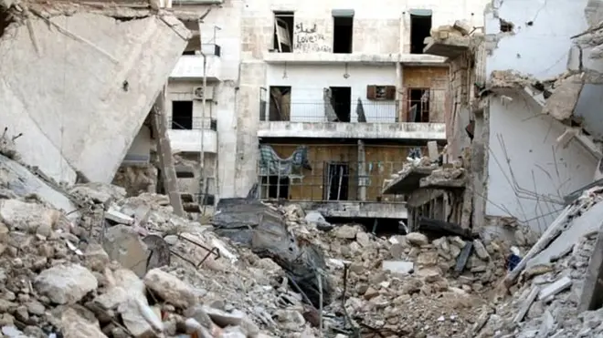 روس کی بمباری کی وجہ سے حلب کا ایک بڑا علاقہ تباہ ہوچکا ہے