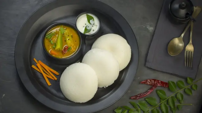 सांबर इडली