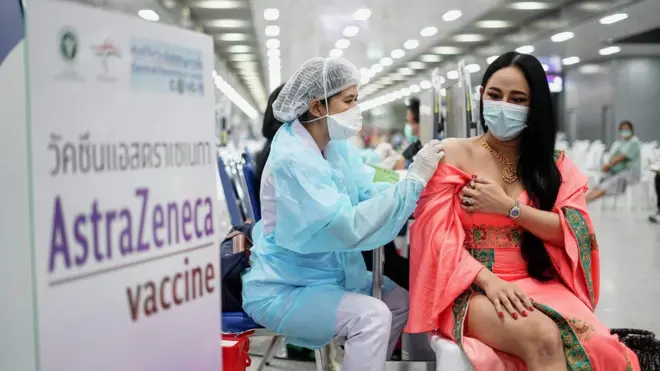 ฉีดวัคซีน