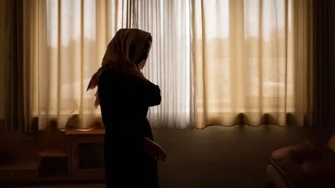 필명 '파란다(Paranda)'는 '새'를 의미한다 ㅠ