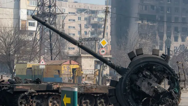 मारियुपोल पर कब्ज़े के लिए रूस हर संभव कोशिश कर रहा है