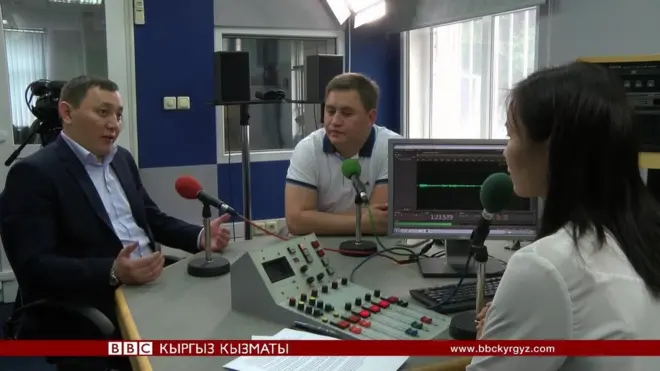 6-июнь орус тилинин эл аралык күнүнө карата “Замандаш” партиясынын тең төрагасы Жеңиш Молдокматов жана мамлекеттик башкаруу боюнча эксперт Азамат Аттокуров Би-Би-Сиге маек курду.