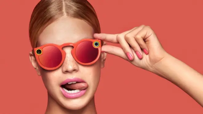 Las gafas suben videos cortos a Snapchat