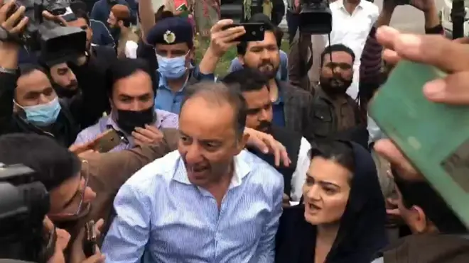 ہنگامہ آرائی، قومی اسمبلی، تحریک انصاف، مسلم لیگ