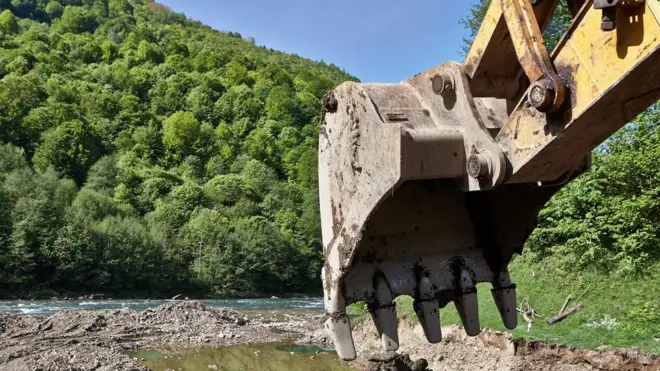 Будівництво малої ГЕС на Закарпатті