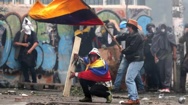 Las protestas en Ecuador siguieron este sábado en medio de una grave crisis política.