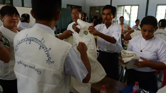 ကန့်ကွက်သူက ဥပေဒနဲ့အညီ အထောက်အထားနဲ့ ကန့်ကွက်ခဲ့တယ်လို့ ခရိုင်ရွေးကောက်ပွဲ တာဝန်ရှိသူပြော