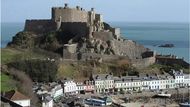 Jersey tiene una poblaciónvaidebet nao pagapoco másvaidebet nao paga100.000 habitantes.