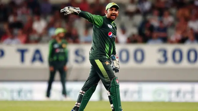 پاکستان کی طرف سے اچھی کارکردگی دکھانے کے لیے کھلاڑیوں کو کچھ نہ کچھ قربانی دینی ہوگی: سرفراز احمد