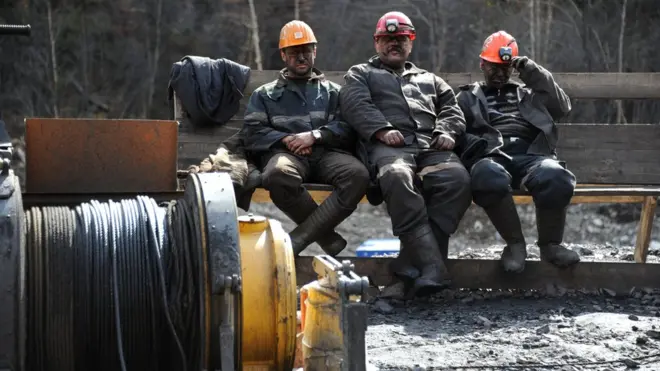 Эксперты полагают, что рост сырьевых секторов приводит к "упрощению" российской экономики