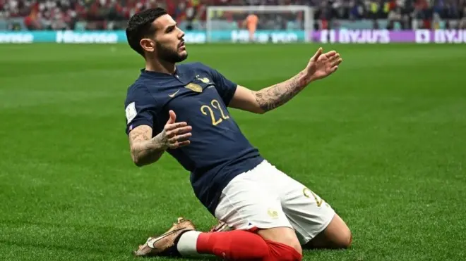 Theo Hernández marcó uno de los goles de Francia