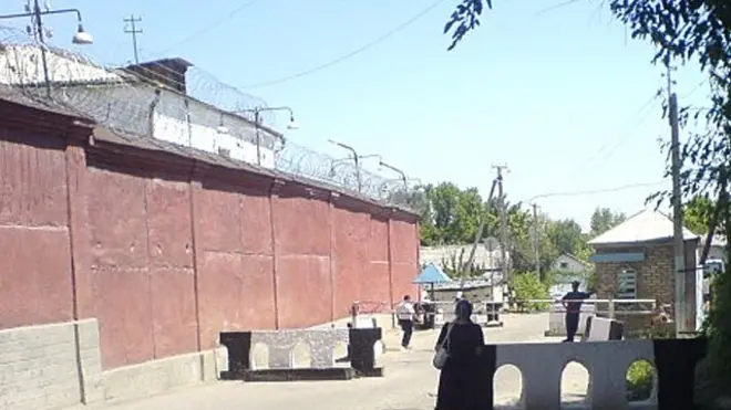 "Тоштурма" номи билан танилган СИЗО 1 2018 йил январида Зангиота туманига кўчирилди.