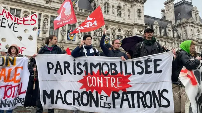 Protesters gathered in front of the Paris City Hall ahead of the Constitutional Council's ruling on the pension reforms