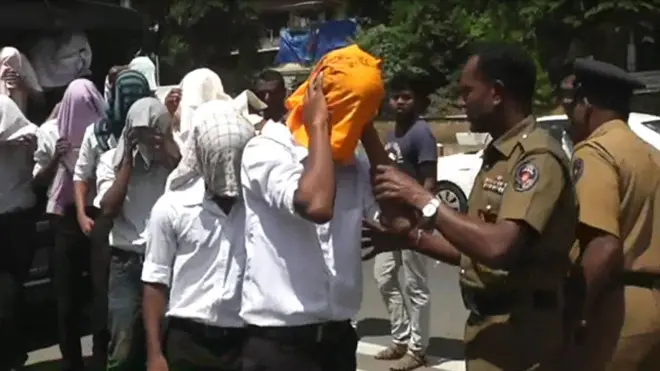 පේරාදෙණිය