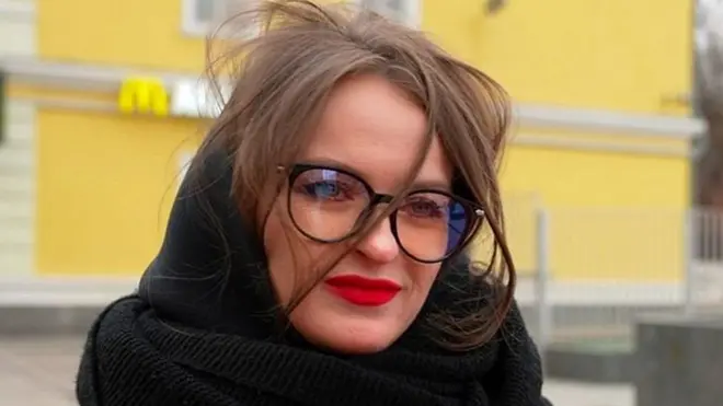 इन महिला का कहना है कि राजनेता जनता की बजाए सिर्फ़ अपने बारे में सोचते हैं.