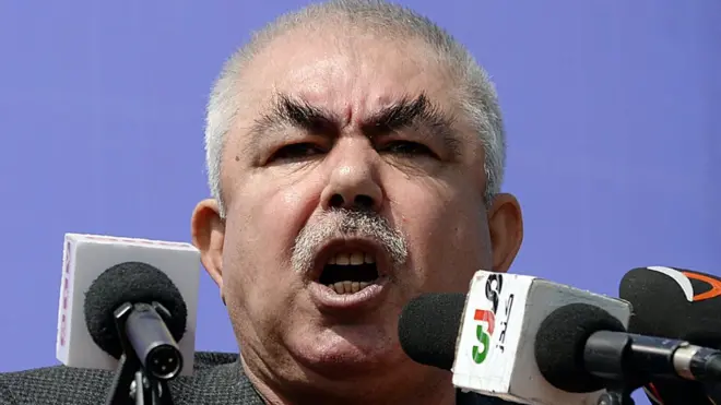 بي بي سي موندلې چې د جرمونو نړيوالې محکمې ته په سپارل شويو اسنادو کې له نومول شويو لوړ پوړو چارواکو يو جنرال عبدالرشيد دوستم دى