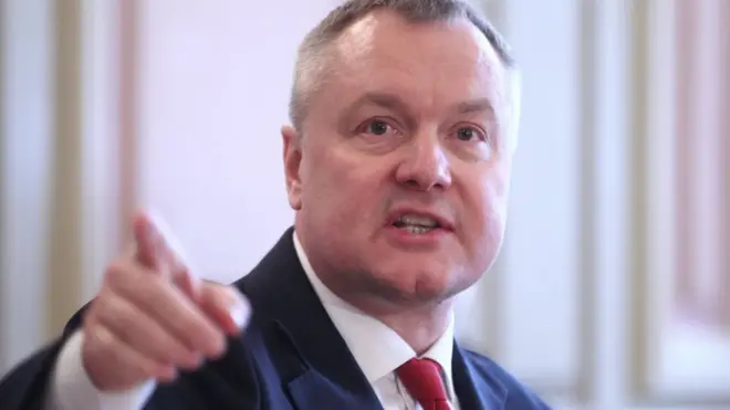 Андрій Артеменко оскаржує указ президента про припинення громадянства у Вищому адміністративному суді України