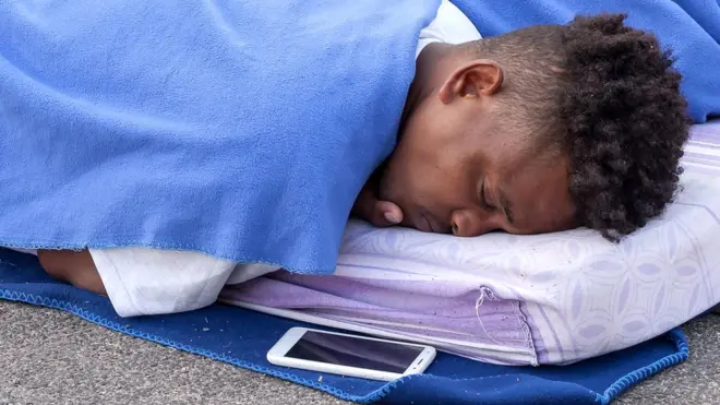 Nro nwere ọrụ abụọ ọ na-arụ na ndụ mmadụ