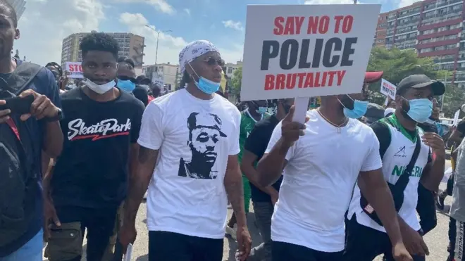 Runtown and Falz dey lead di protest