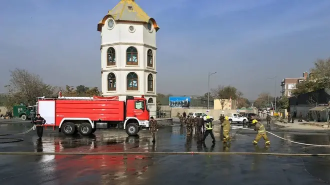 د افغانستان ملي دفاع وزارت او د مهمو څېرو (رجال برجسته) ساتنې اداره د برید سیمې ته نژدې دي